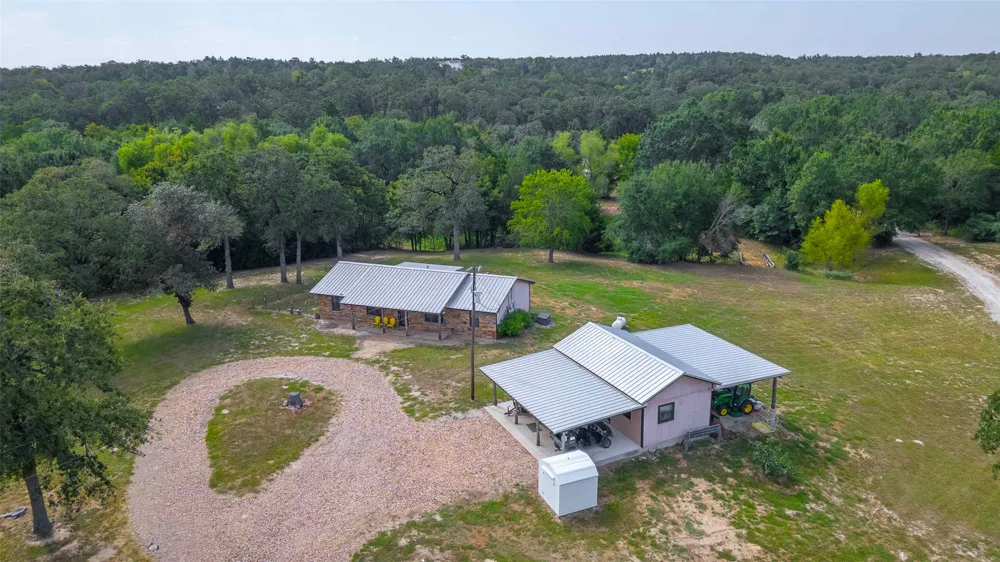 9695 County Road 321 Caldwell, TX 77836
