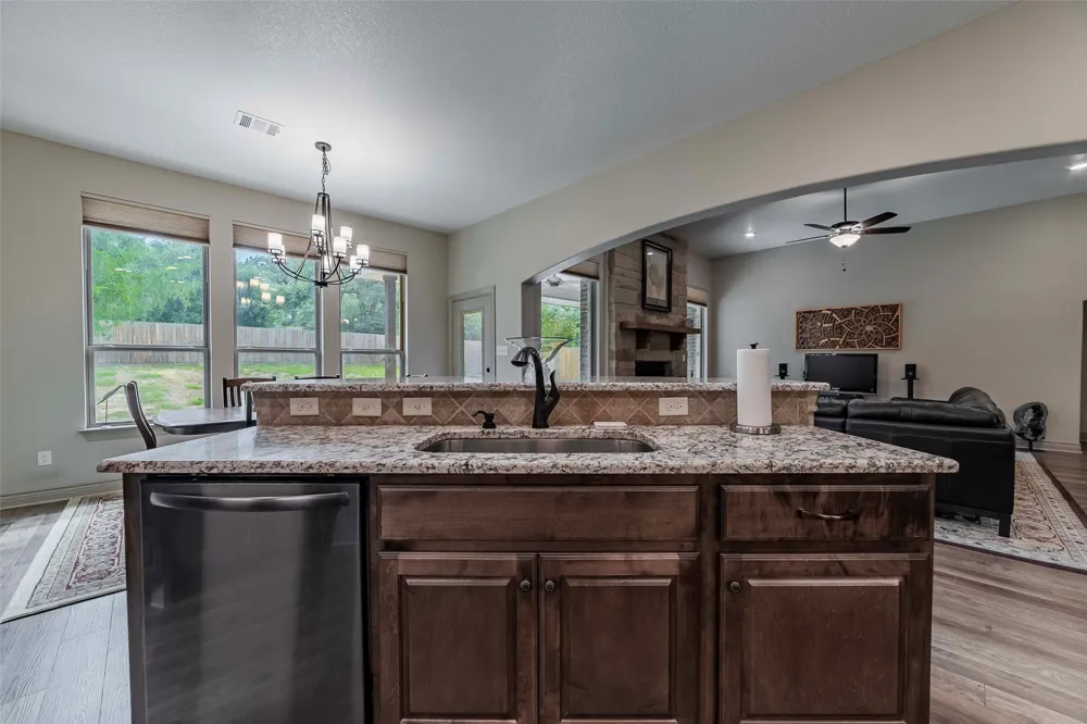 9695 County Road 321 Caldwell, TX 77836