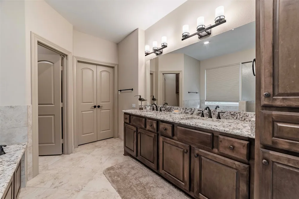 9695 County Road 321 Caldwell, TX 77836