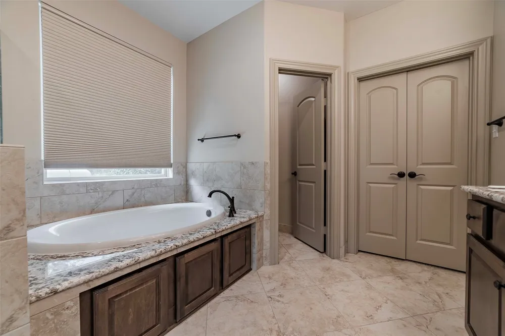9695 County Road 321 Caldwell, TX 77836
