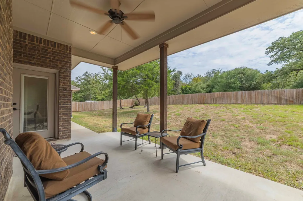9695 County Road 321 Caldwell, TX 77836