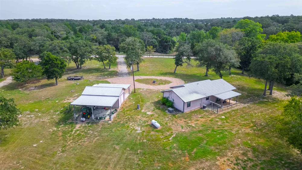 9695 County Road 321 Caldwell, TX 77836