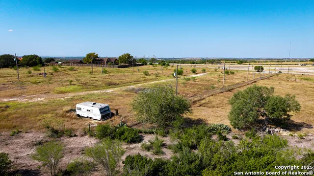 1431 S SH-123 Karnes City, TX 78118