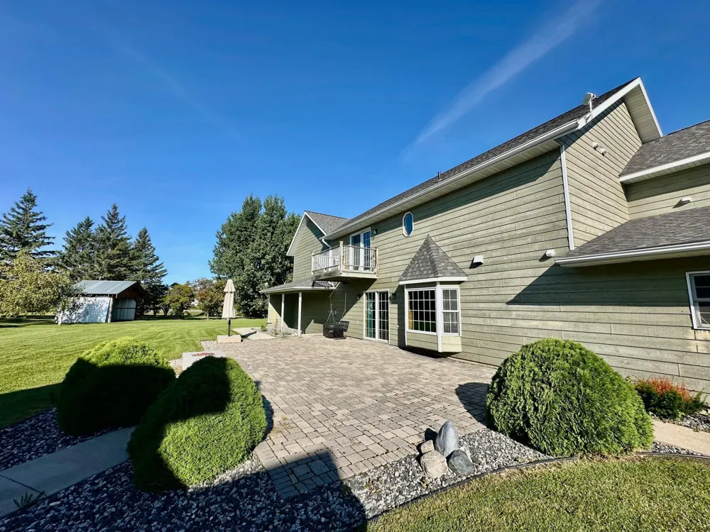 310 7th Street SW Roseau, MN 56751