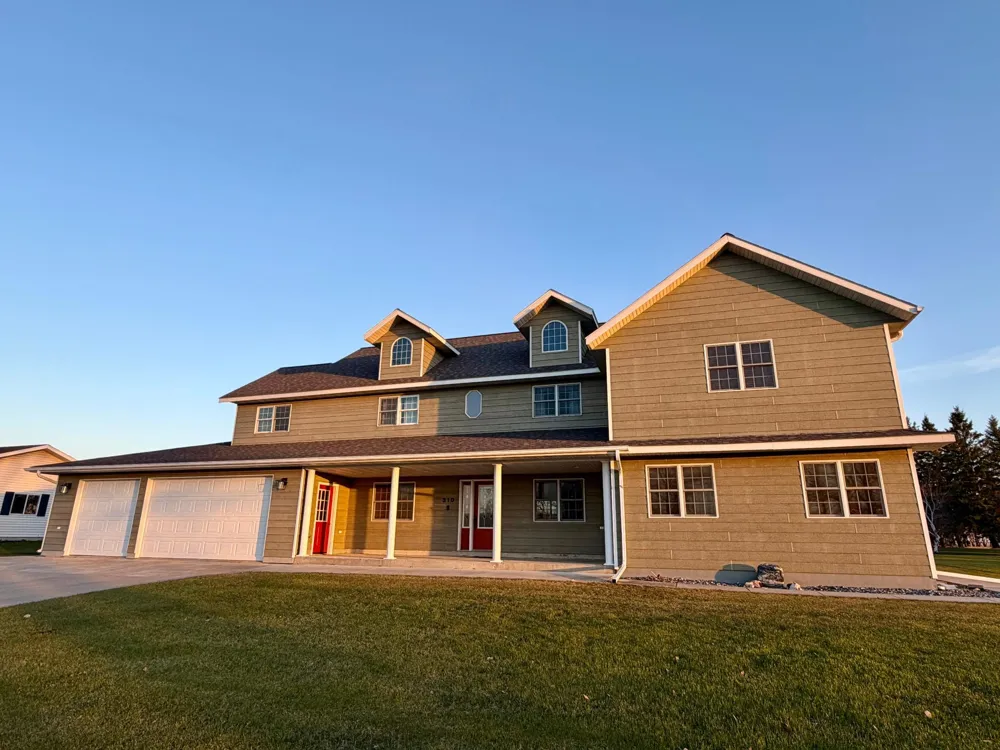 310 7th Street SW Roseau, MN 56751