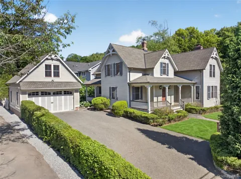 43 Rockland Avenue