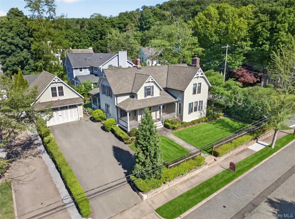 43 Rockland Avenue Hillburn, NY 10931