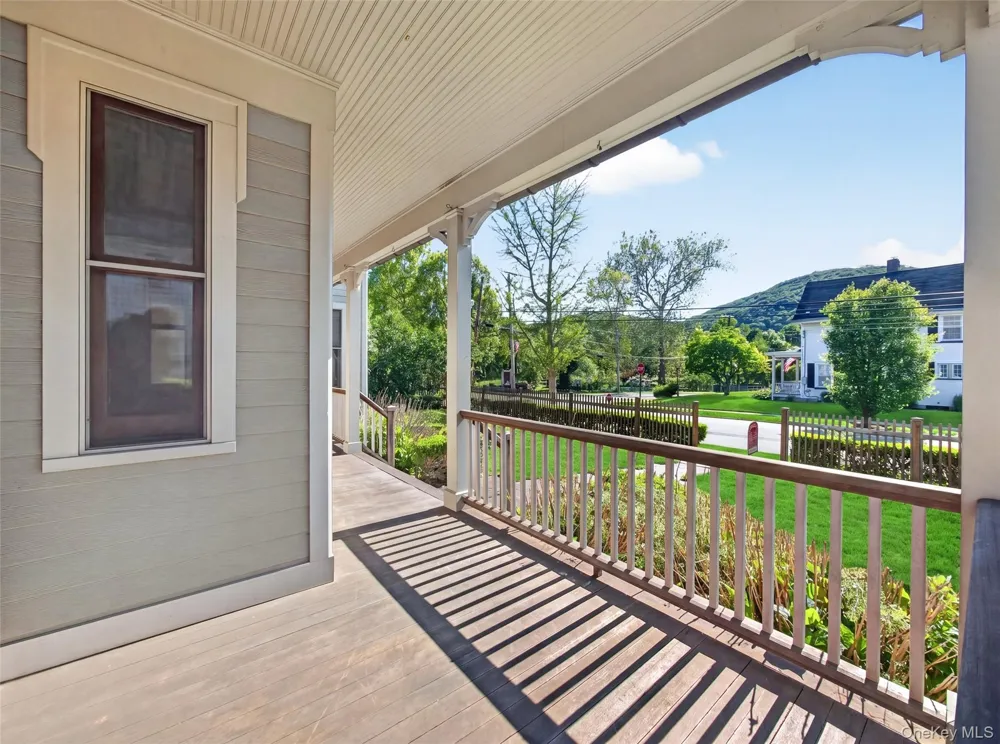 43 Rockland Avenue Hillburn, NY 10931