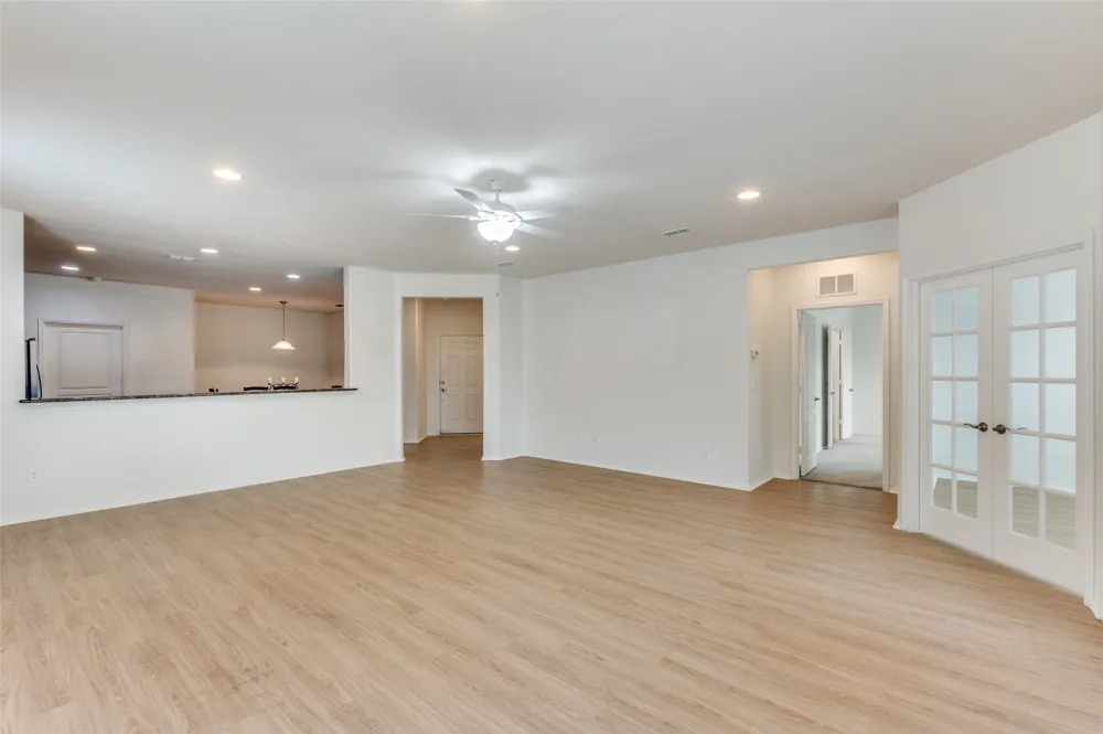 6445 Paragon Drive Frisco, TX 75036