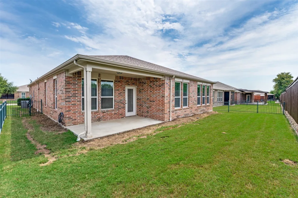 6445 Paragon Drive Frisco, TX 75036