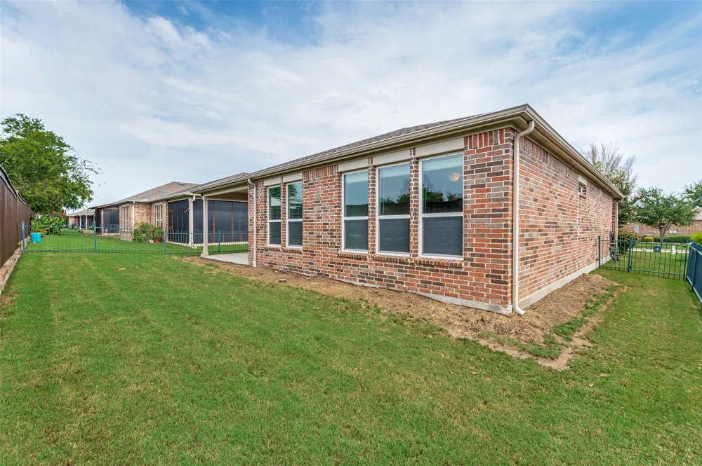 6445 Paragon Drive Frisco, TX 75036