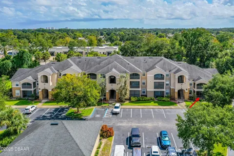 940 Village Trail #6-111