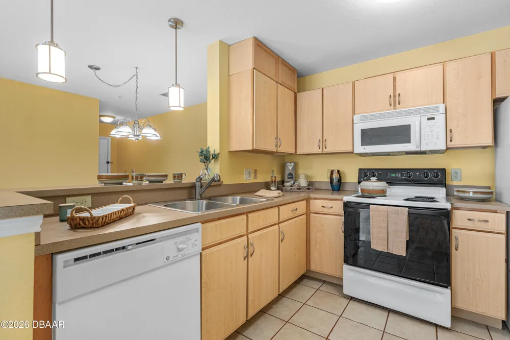 940 Village Trail #6-111 Port Orange, FL 32127
