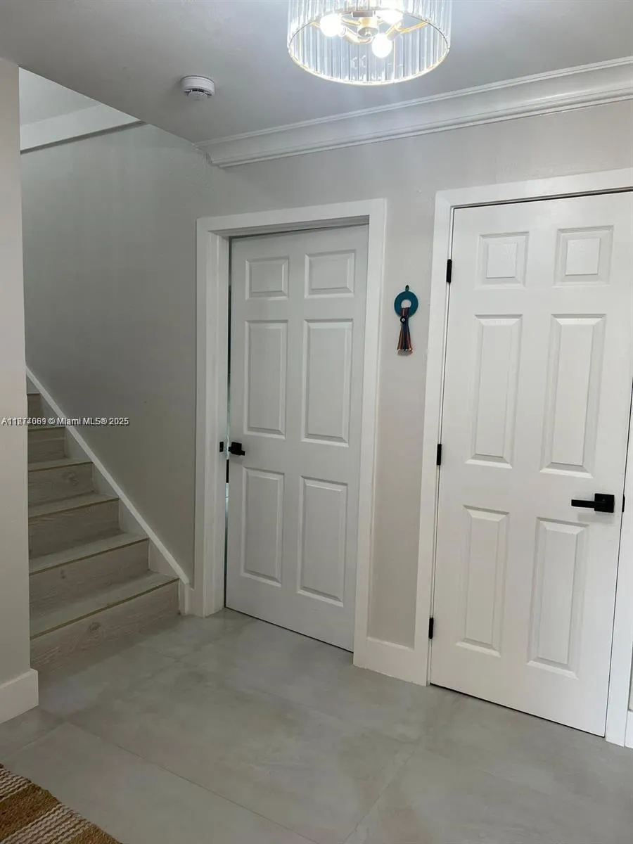 1103 S collier #C-108 Marco Island, FL 34145