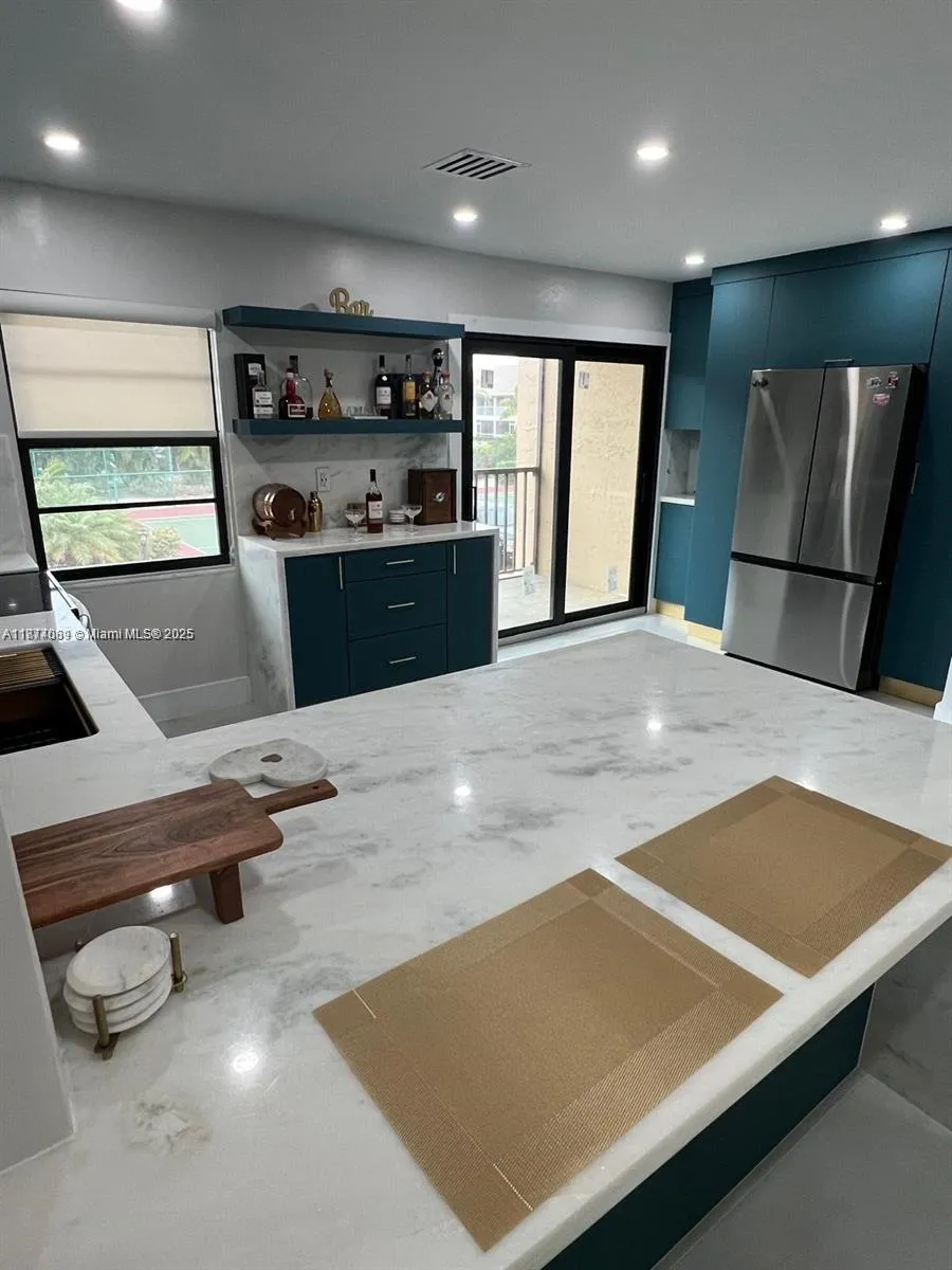 1103 S collier #C-108 Marco Island, FL 34145