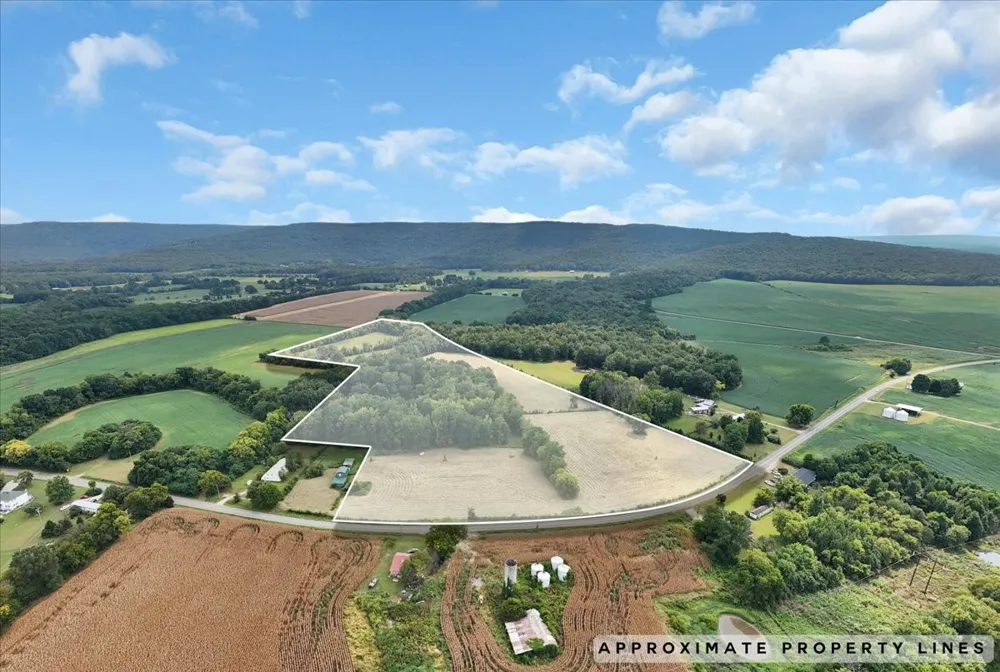 8084 Old Alto Hwy Decherd, TN 37324