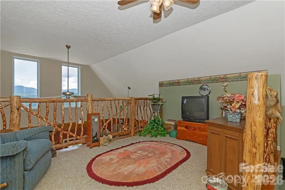612 Old Home Place Road Tuckasegee, NC 28783