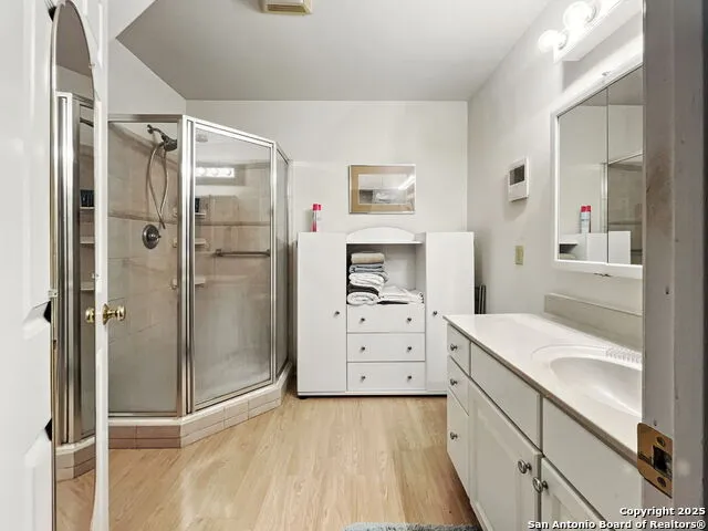 214 Star Ln Pipe Creek, TX 78063