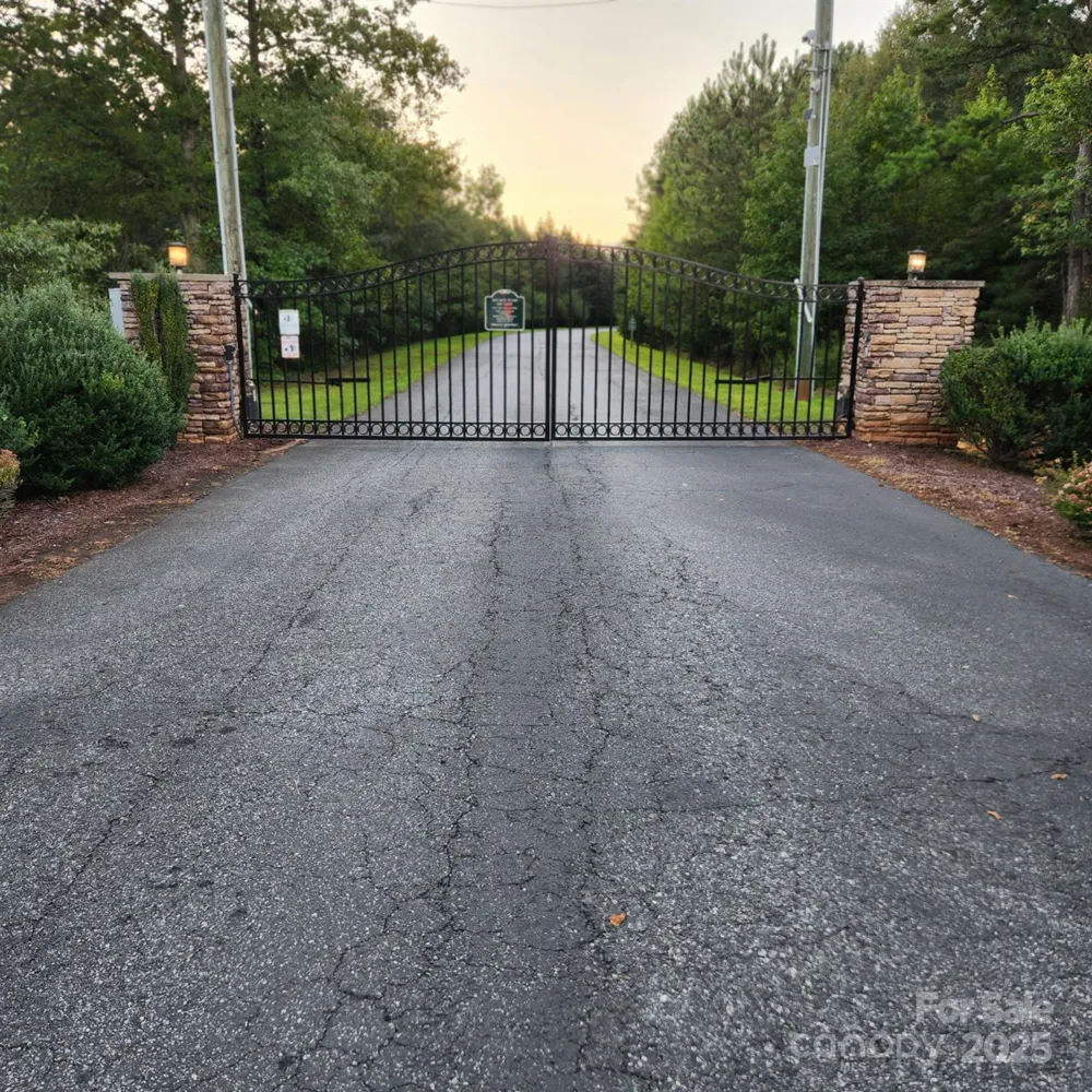 115 Scenic Ridge Drive Mooresboro, NC 28114