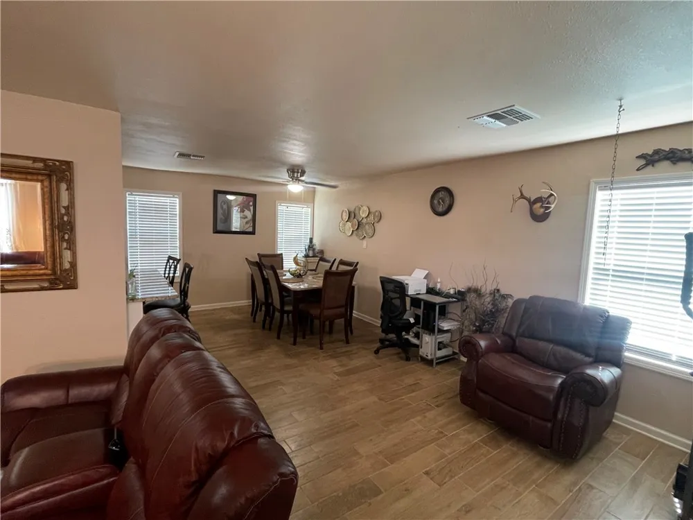 3457 Southland Drive Corpus Christi, TX 78408