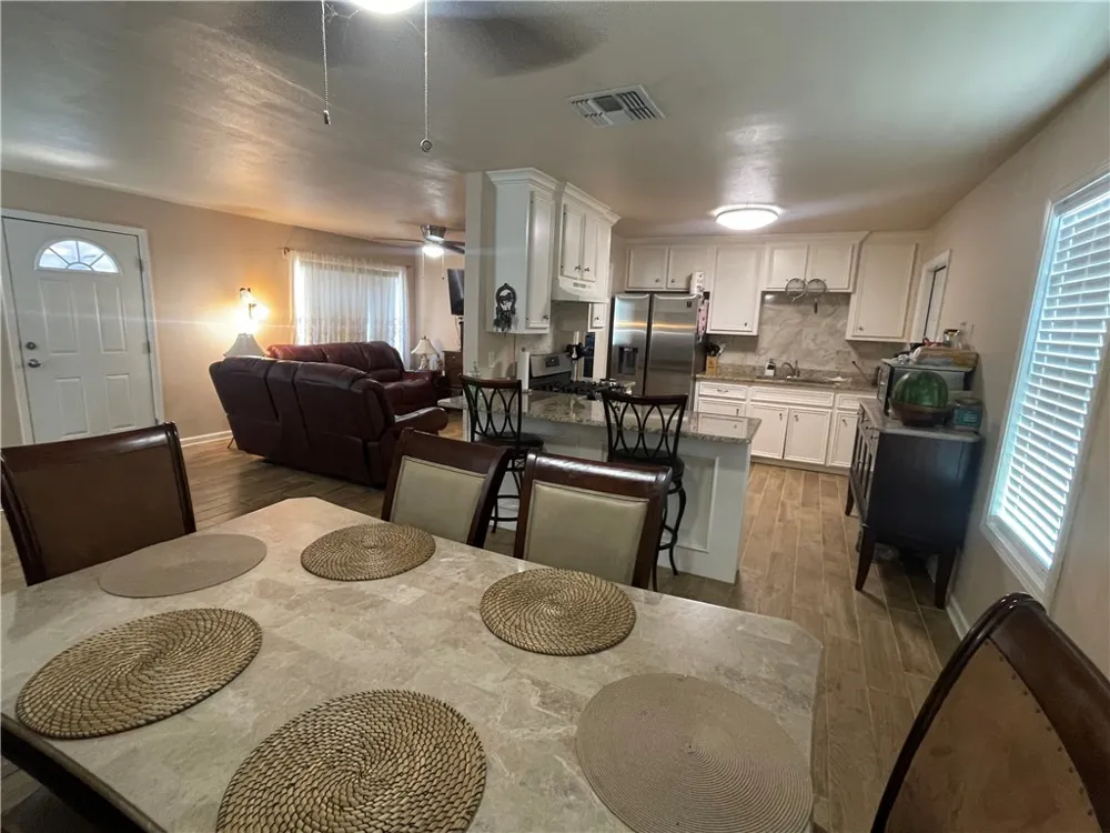 3457 Southland Drive Corpus Christi, TX 78408