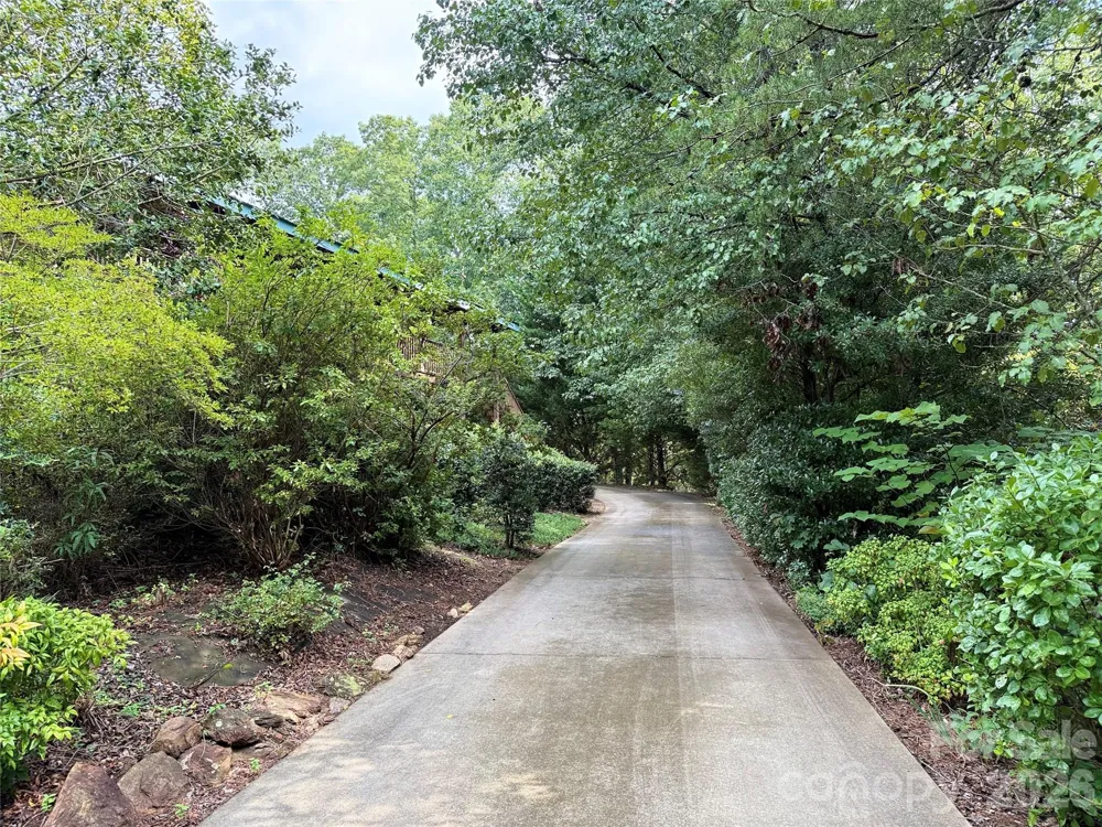 66 Ashlyn Lane Tryon, NC 28782