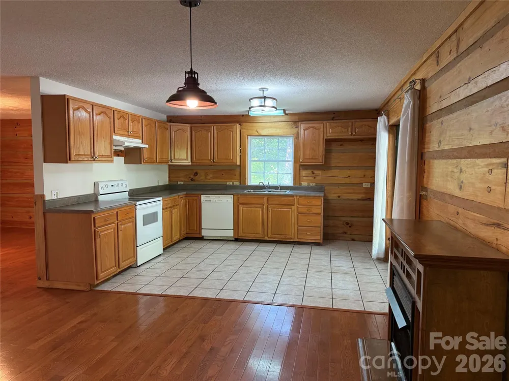 66 Ashlyn Lane Tryon, NC 28782