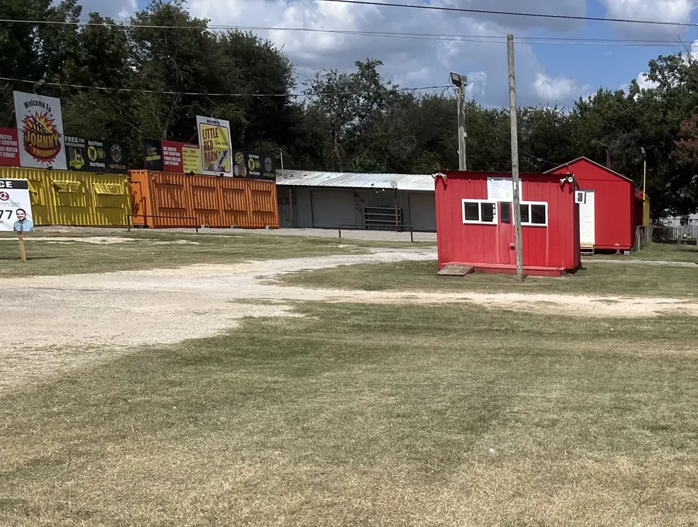 1810 Farm Market 1187 Crowley, TX 76036