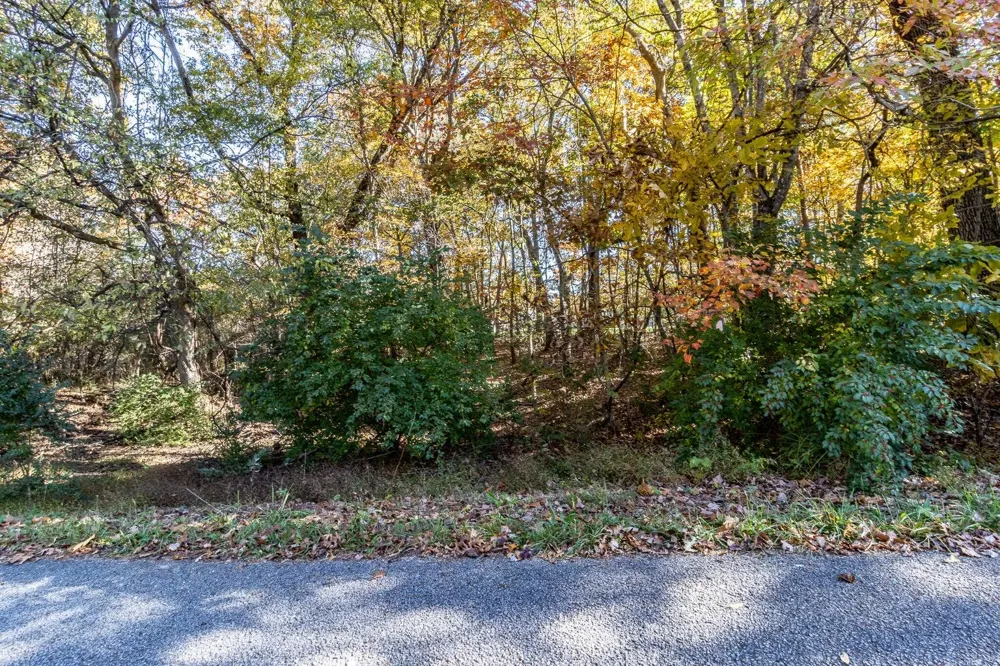 3132 Seminole Loop Crossville, TN 38572