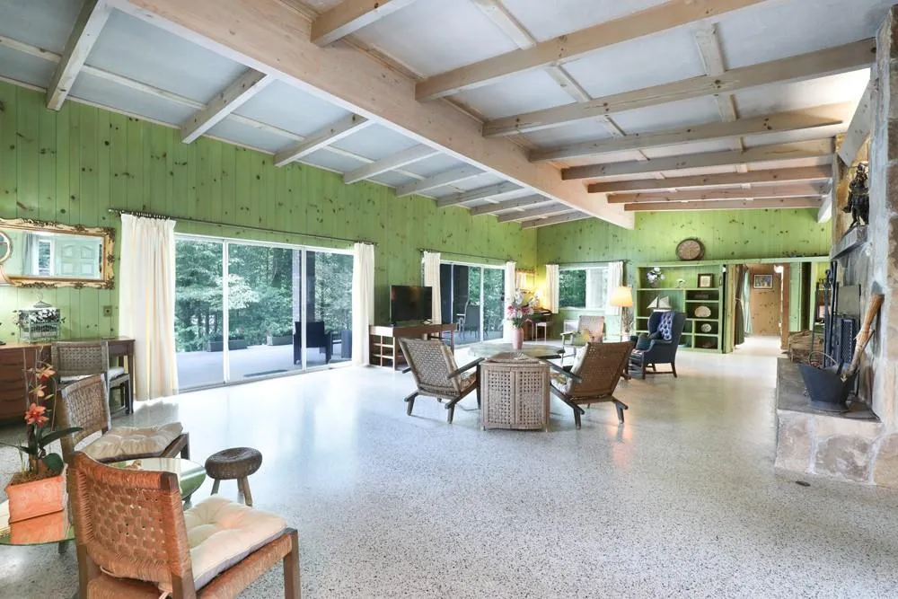 120 Pinto Lane Lakemont, GA 30552
