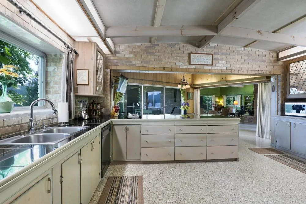 120 Pinto Lane Lakemont, GA 30552