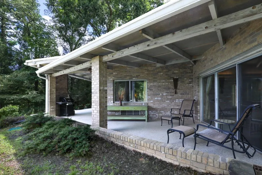 120 Pinto Lane Lakemont, GA 30552