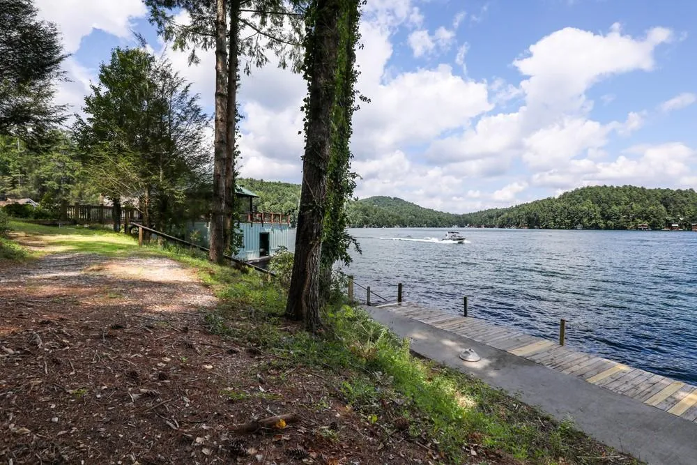 120 Pinto Lane Lakemont, GA 30552