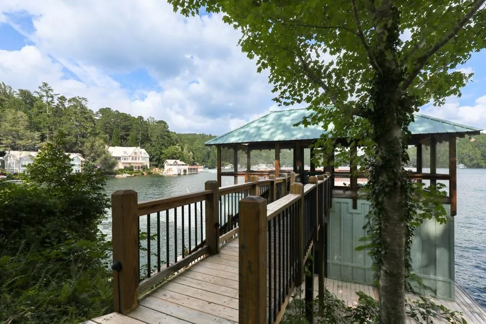120 Pinto Lane Lakemont, GA 30552