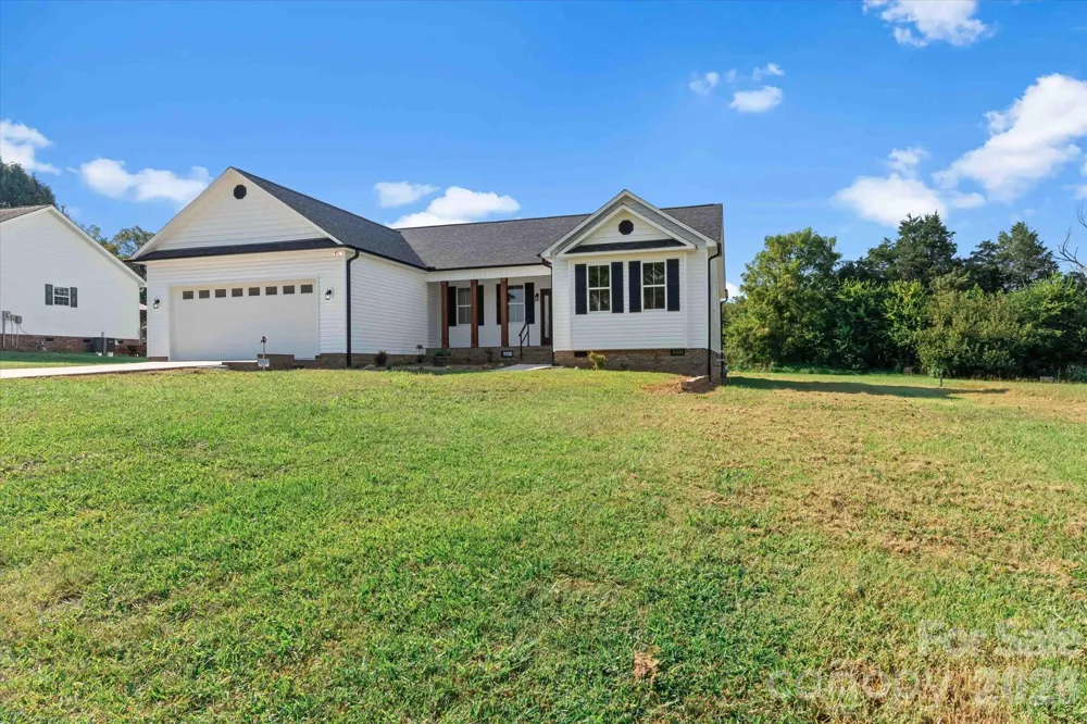 113 Cheval Trail Cleveland, NC 27013