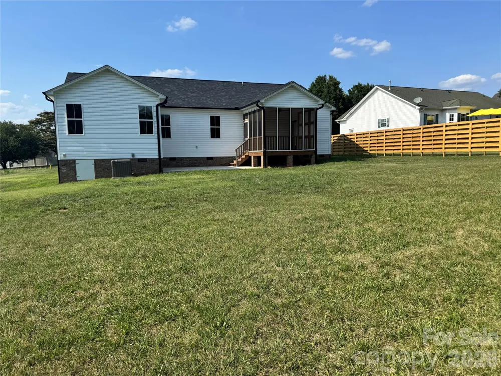 113 Cheval Trail Cleveland, NC 27013