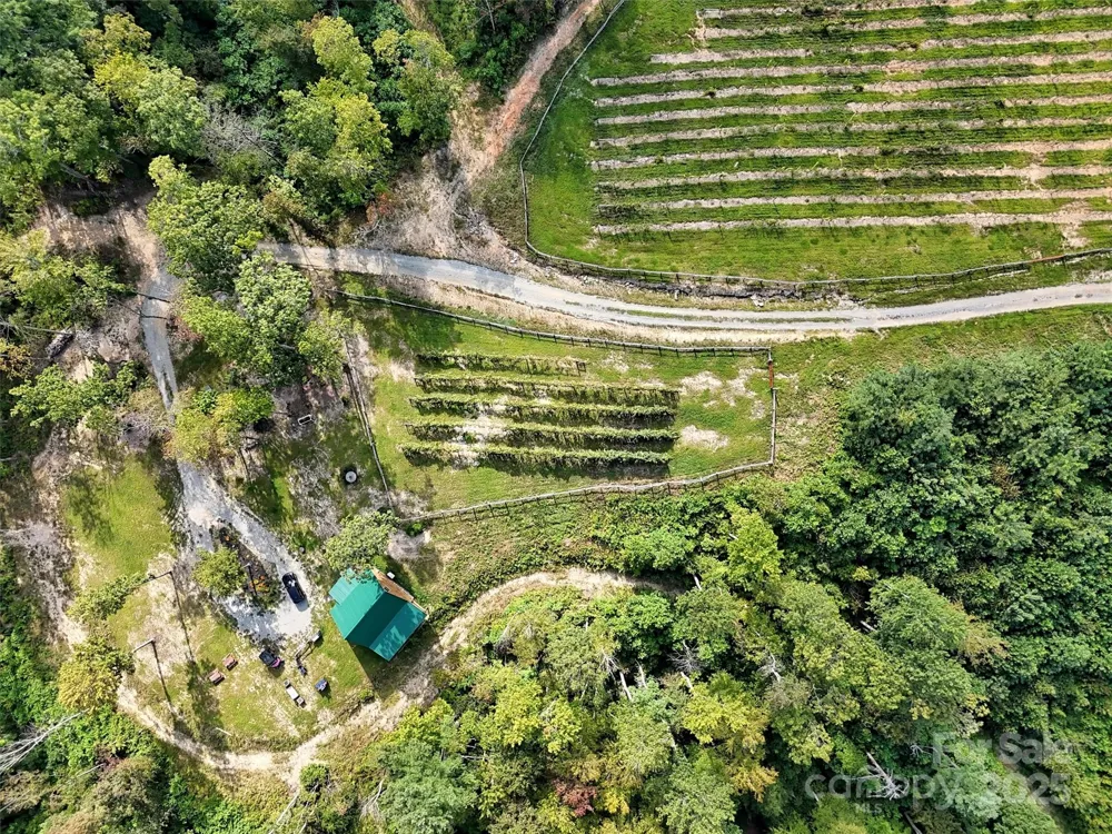 781 Payne Drive Zirconia, NC 28790
