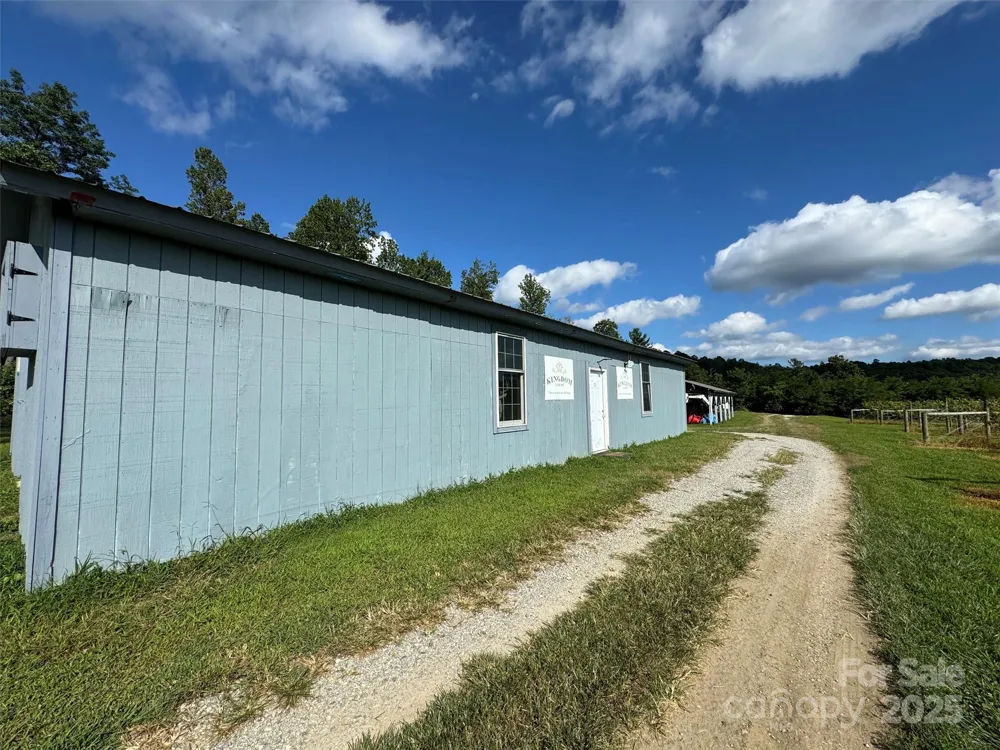 781 Payne Drive Zirconia, NC 28790