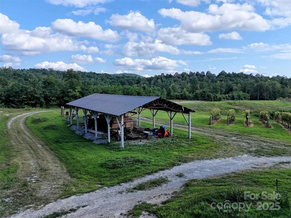 781 Payne Drive Zirconia, NC 28790