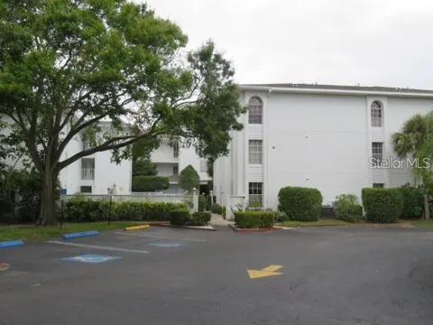 6304 POINTE WEST BOULEVARD #A309