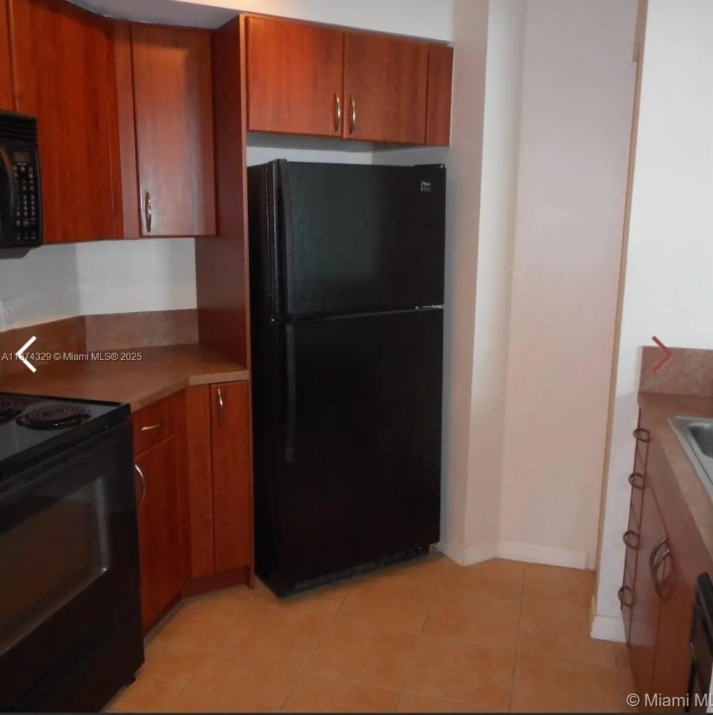 9201 Collins Ave #921 Surfside, FL 33154