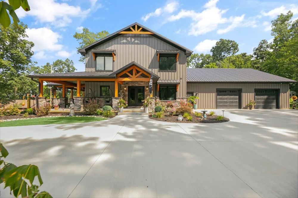 69639 Shady Lane White Pigeon, MI 49099