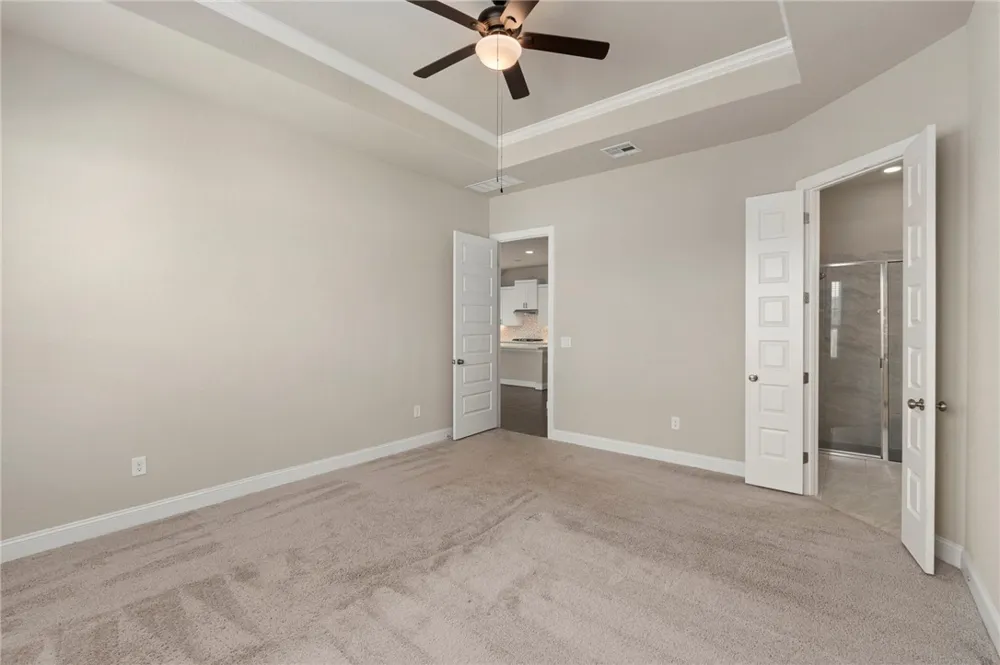 6533 Crockett Schertz, TX 78108