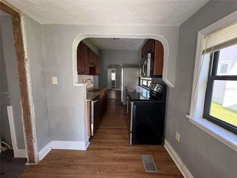 433 PENNSYLVANIA AVENUE St Cloud, FL 34769