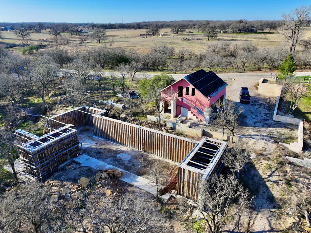 229 W Bluff Lane Millsap, TX 76066