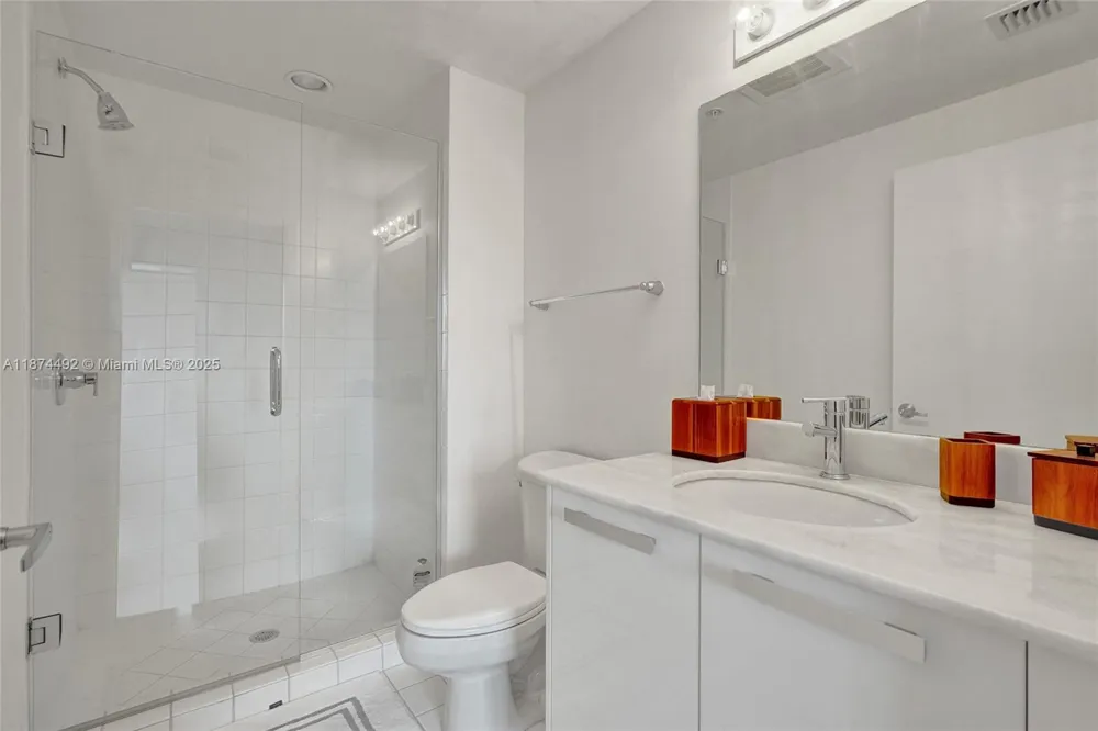 601 NE 36th St #2703 Miami, FL 33137