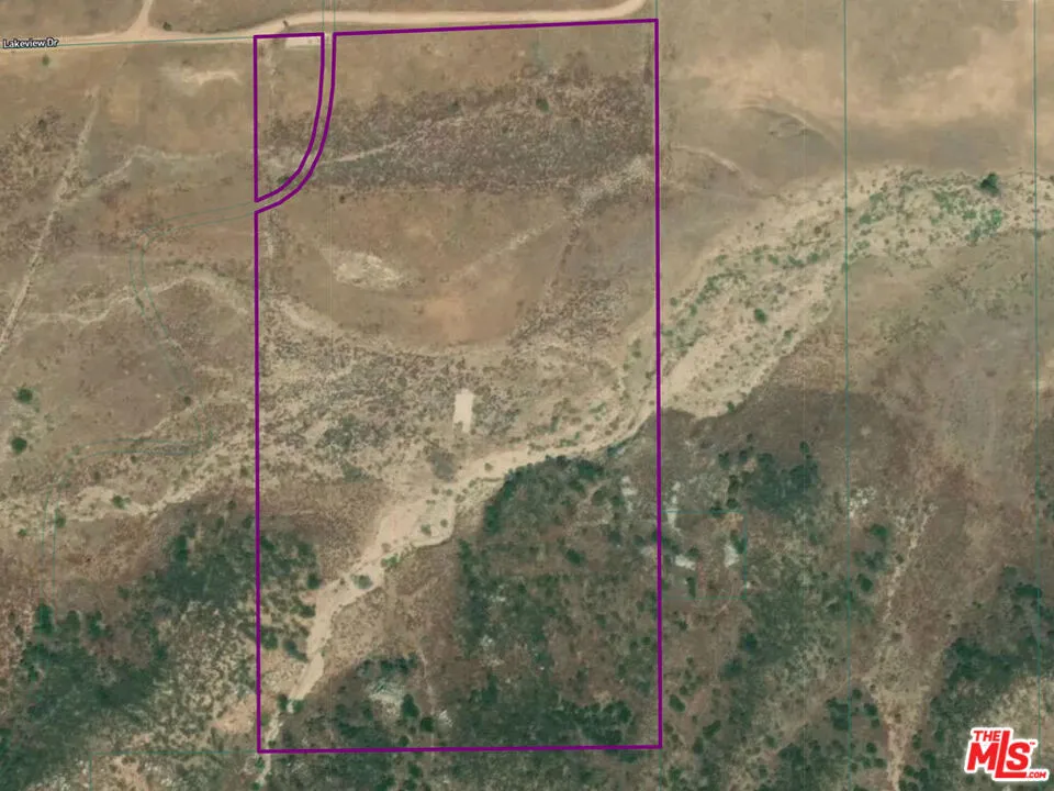 180 W Price Cyn Avenue #I Lake Hughes, CA 93532