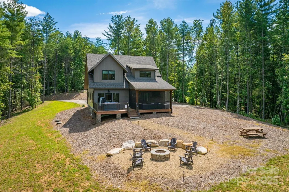 1370 Saylor Way #8 Nebo, NC 28761