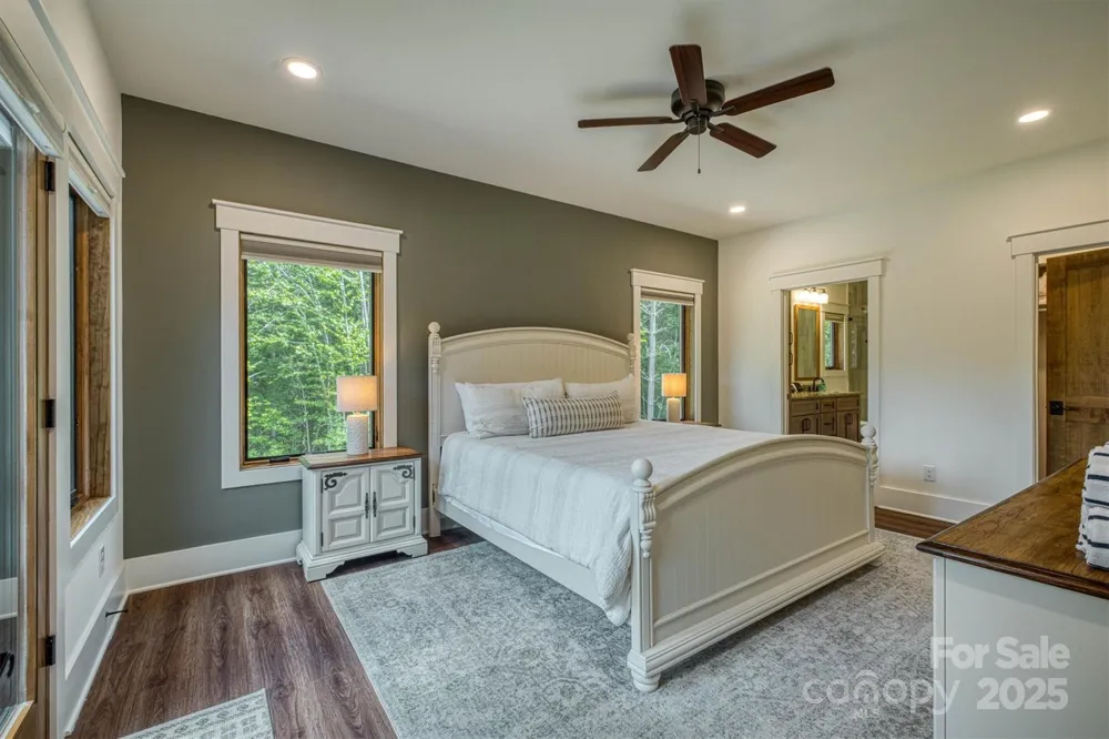 1370 Saylor Way #8 Nebo, NC 28761