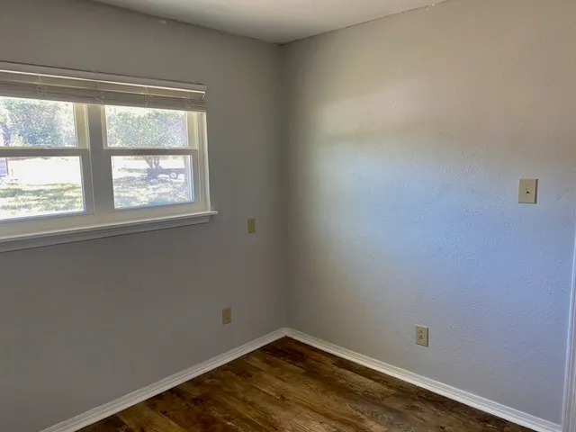 403 Kruse Loop Lakehills, TX 78063